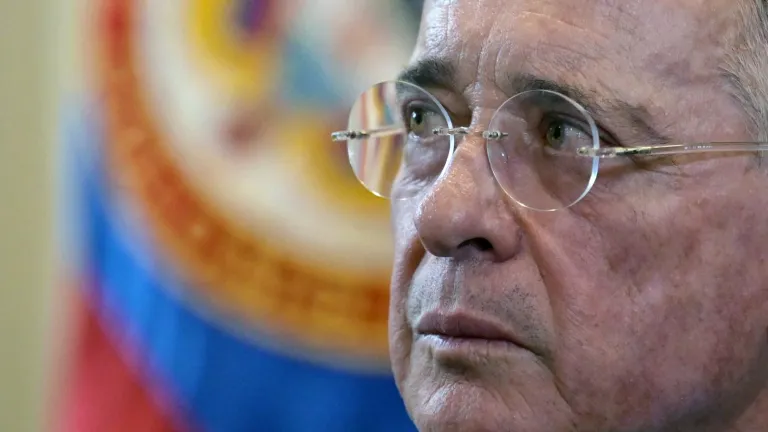 Juicio contra Uribe EN VIVO: 21 de mayo por Radio Nacional
