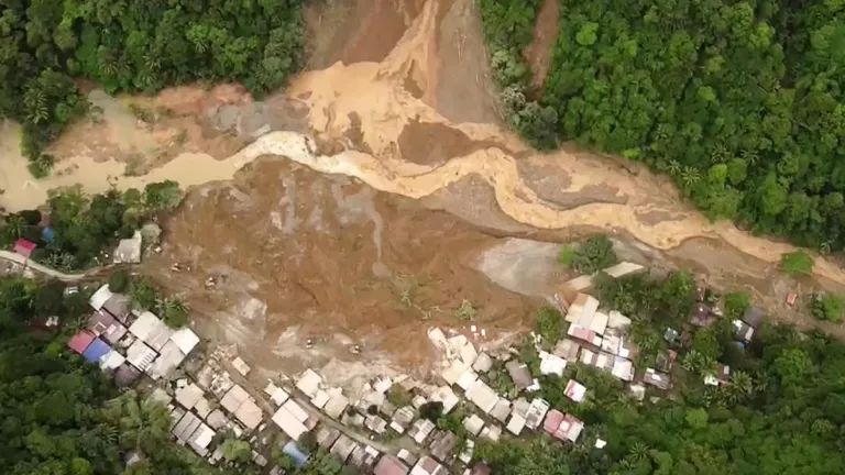 Tragedia en Filipinas: deslizamiento de tierra, heridos y muertos