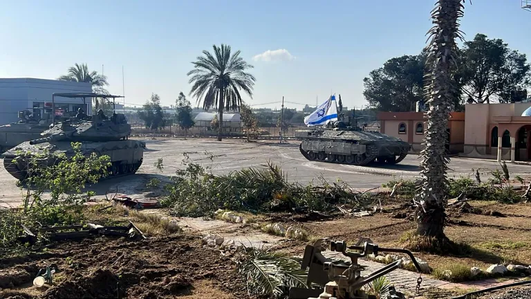 Israel controla paso fronterizo entre Gaza y Egipto: Rafah