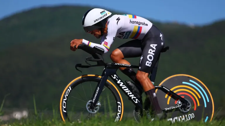 Daniel Felipe Martínez segundo del Giro de Italia 2024