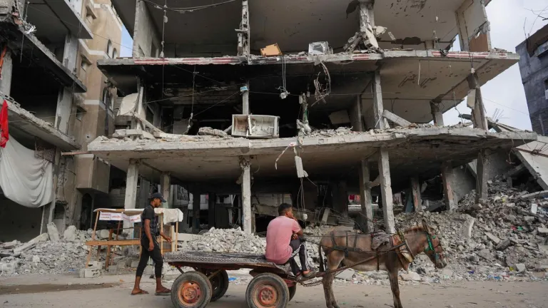 Bombardeos israelíes continúan en Gaza