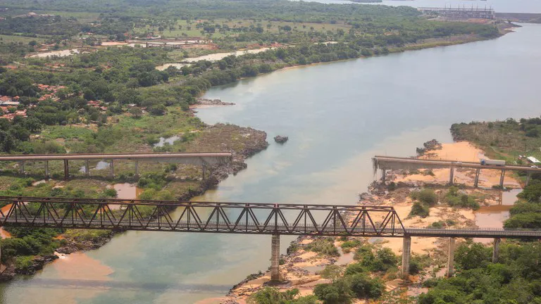 Brasil anunció ocho muertos tras colapso de puente