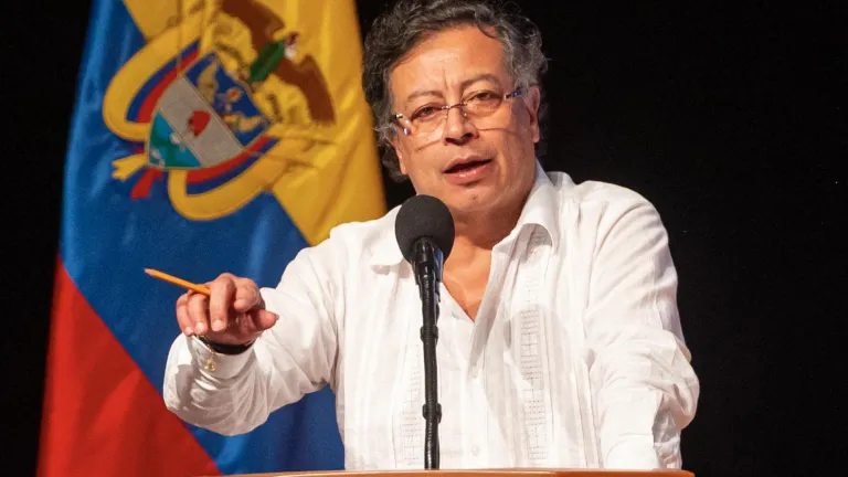 Polémica por la nube pública: Presidente Petro responde a EE. UU.