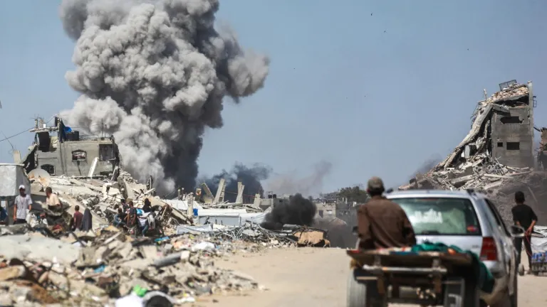 Guerra en Gaza: 52 muertos por bombardeos israelíes