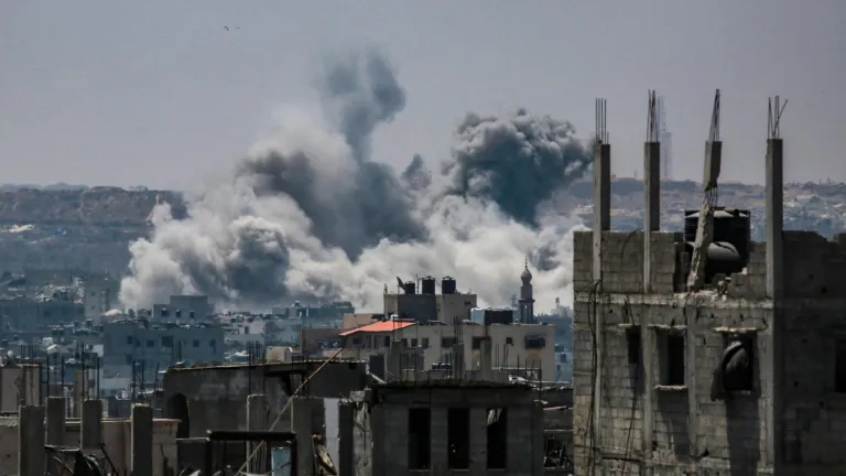 Gaza: 22 muertos por bombardeos israelíes en  Gaza y Jan Yunis
