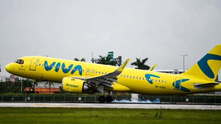 Crisis Viva Air: MinTransporte denuncia ante la Fiscalía