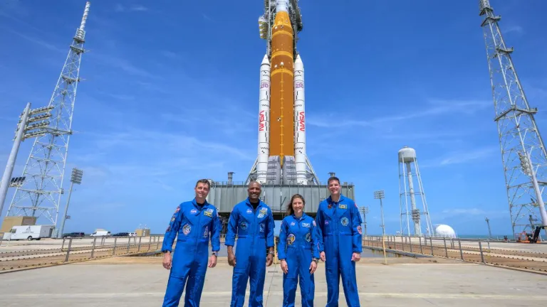 Artemis II: NASA prepara misión tripulada alrededor de la Luna