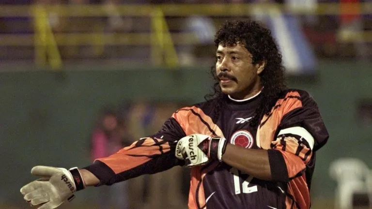 René Higuita: historia del arquero de los tiros libres y los penales