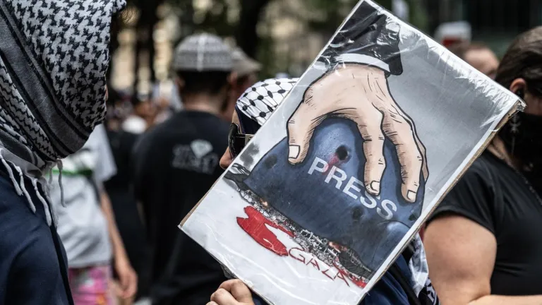 Asociación de prensa extranjera denuncia a Israel por bloqueo a periodistas