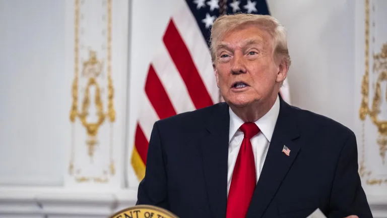 Trump declaró cerrado espacio aéreo Venezuela