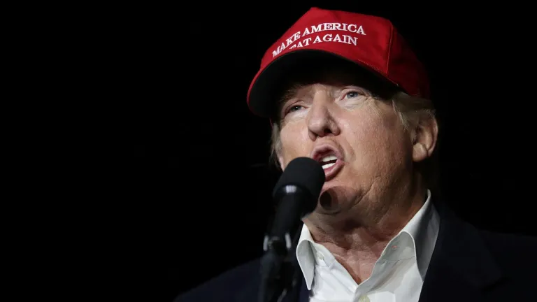 Acusan a Trump de incitar el ataque al Capitolio de EE. UU. en 2021