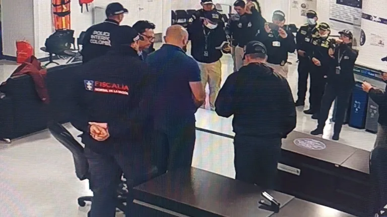 Llegó a Colombia el coronel Benjamín Núñez presunto asesino de tres jóvenes en Chocó, Sucre