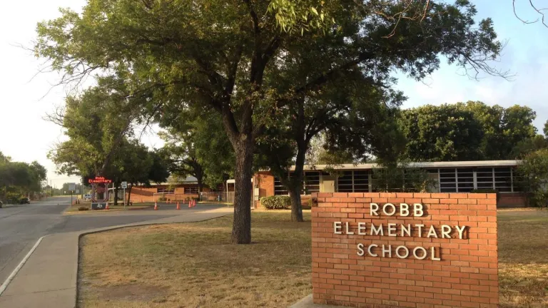 Tiroteo en escuela de Texas: 18 niños muertos