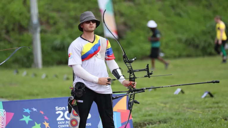 Juegos Olímpicos 2024: Santiago Arcila a octavos de final en tiro con arco