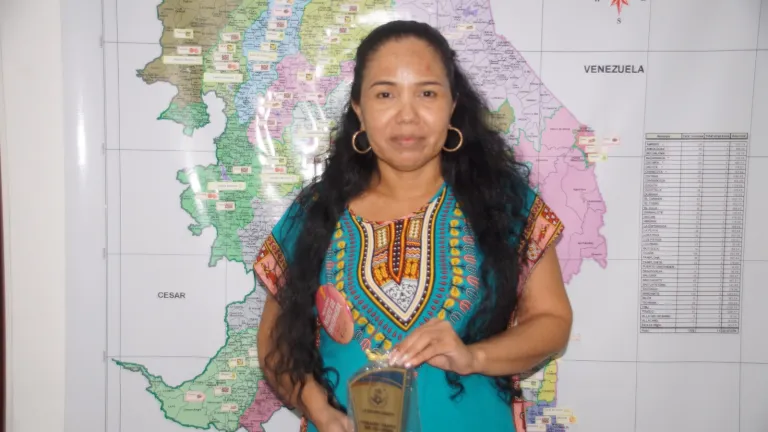 Madres de la región del Catatumbo trabajan en la creación de una aldea campesina ecológica segura