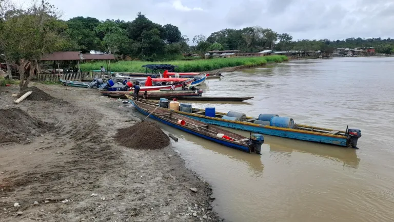 Los areneros de Puerto Conto en Bojayá