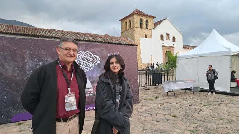 María José Mesa, una joven conferencista que saltó de la cuna al planetario