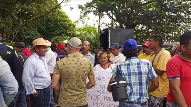 En Acacías, Meta, protestan ante la falta del servicio de energía eléctrica