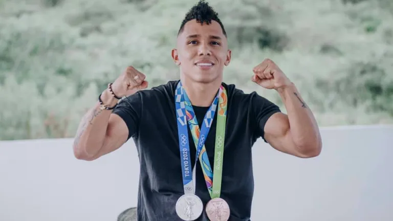 Luis Javier Mosquera clasificó a Juegos Olímpicos de París 2024