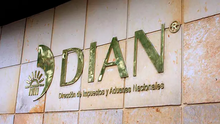 Recaudo tributario en Colombia alcanzó $149 billones en el primer semestre de 2025, según la DIAN