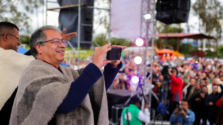 Encuesta Celag: Favorabilidad presidente Petro | Reformas sociales
