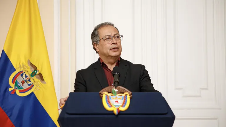 Presidente Petro negó interceptaciones a magistrados y oposición
