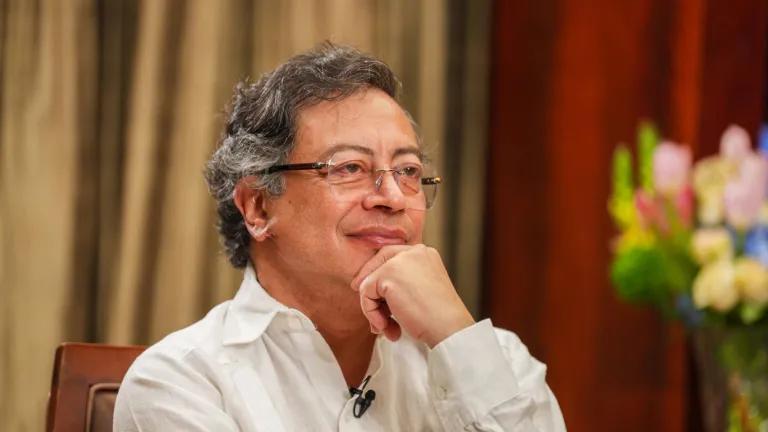 Presidente busca modelo de integración América Latina, CELAC