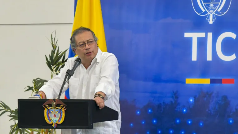 Presidente Petro dice que Claudia López no sabe sino de traiciones