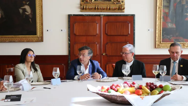 Presidente, Congreso y Cortes rechazan violencia política tras atentado a Miguel Uribe