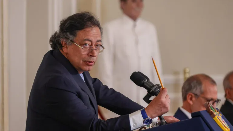 Gustavo Petro quiere superar tensiones con Donald Trump y propone cooperación  