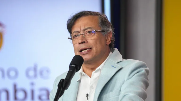 Avances en educación en el Gobierno Petro: resultados de pruebas Saber, cierre de brechas y 190 mil nuevos cupos universitarios