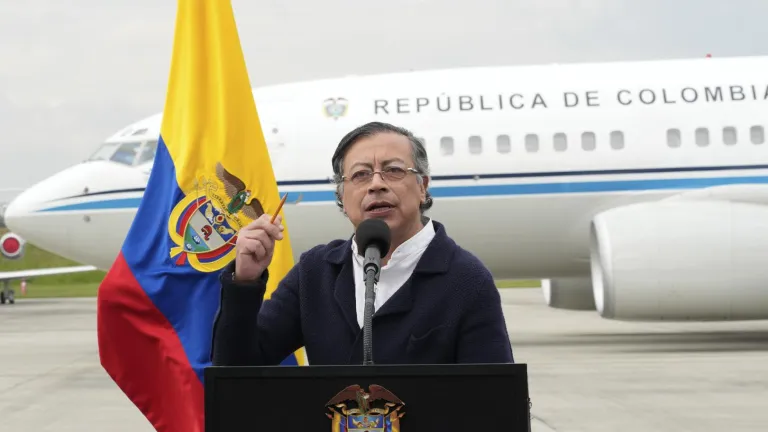 Gustavo Petro visitará Arabia Saudita, Egipto y Catar