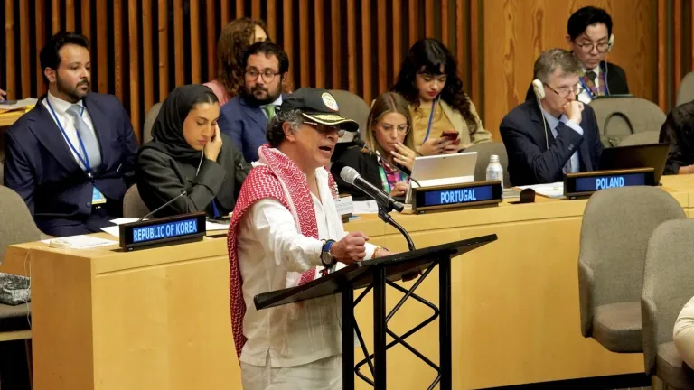 Presidente Petro llama a la paz en clausura de la Asamblea de la ONU en Nueva York