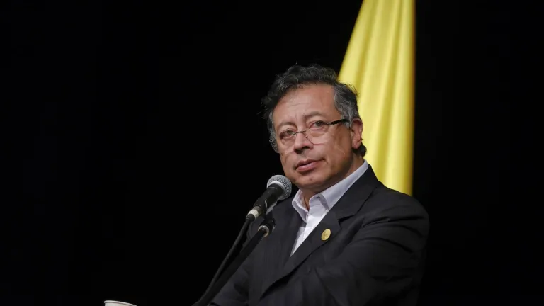 Petro responde al gobernador de Antioquia tras disturbios en Sonsón, Antioquia