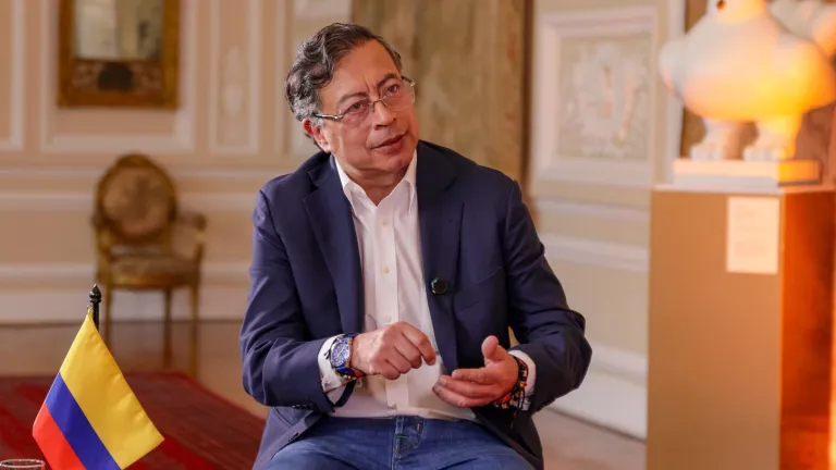 Gustavo Petro criticó aplazamiento del debate a la reforma a la salud