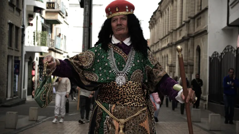 Chepa: el hombre traje