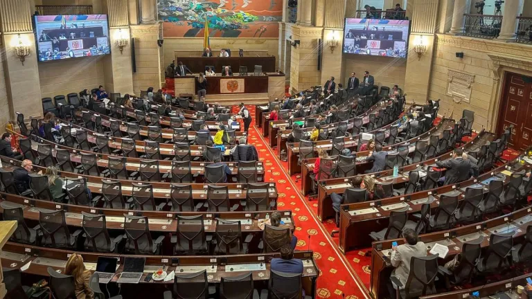 Silla vacía: Congreso perdería dos curules por e Iván Name y Andrés Calle
