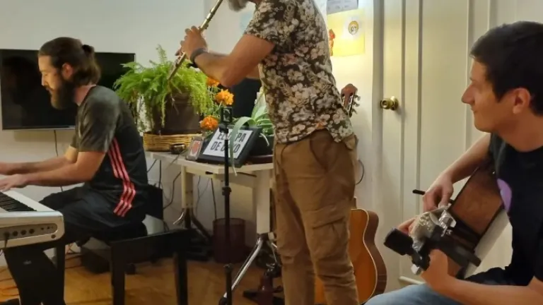 Conoce el nuevo tema musical de Leo Delgado 