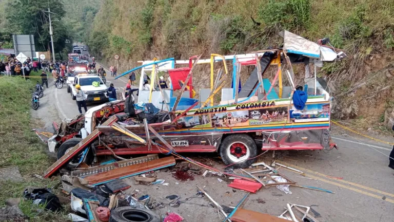Accidente bus Huila: siete muertos y treinta heridos 