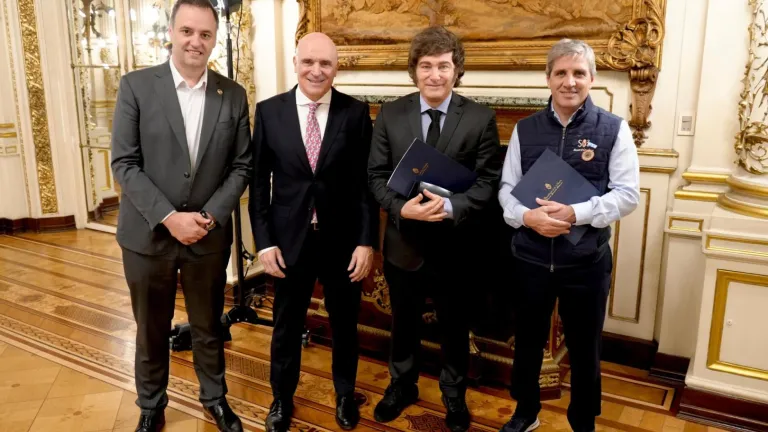 Argentina registró inflación de 3,4% en marzo, la más alta en un año