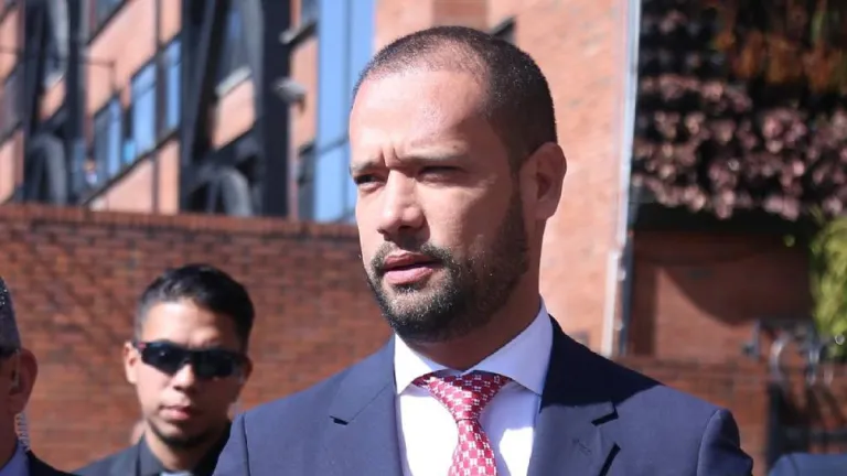 Aumento condena Diego Cadena 
