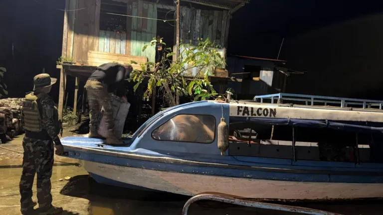 Autoridades de Colombia y Perú incautan 884 kilos de marihuana en el Amazonas