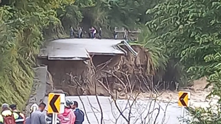 Avalancha en Inzá deja incomunicados a los departamentos de Cauca con el Huila