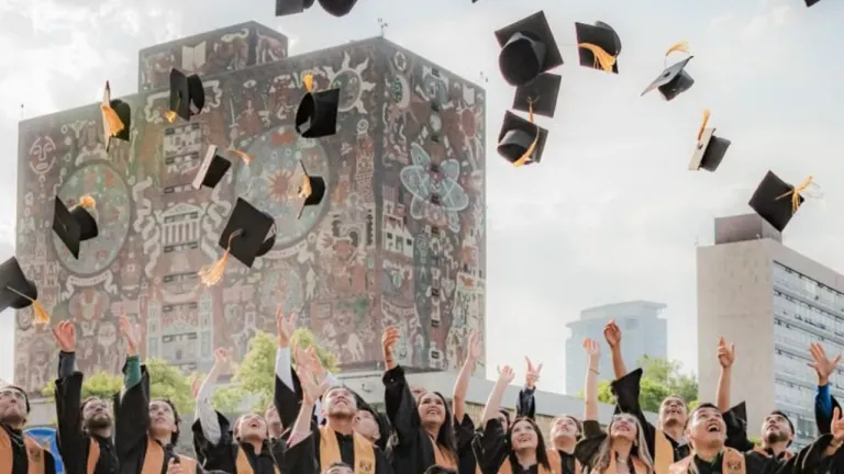 Conoce los requisitos y las fechas de la beca de Harvard Kennedy School, que ofrece matrícula completa para estudiantes de maestría.