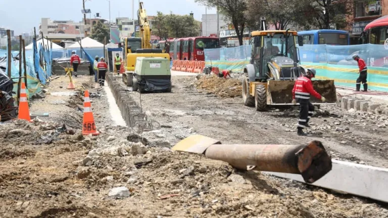 Bogotá: cierre dos carriles Avenida Carrera 68 - rutas alternas 