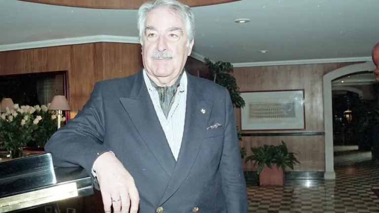 Se cumplen 100 años de nacimiento de Álvaro Mutis, marinero de tierra firme