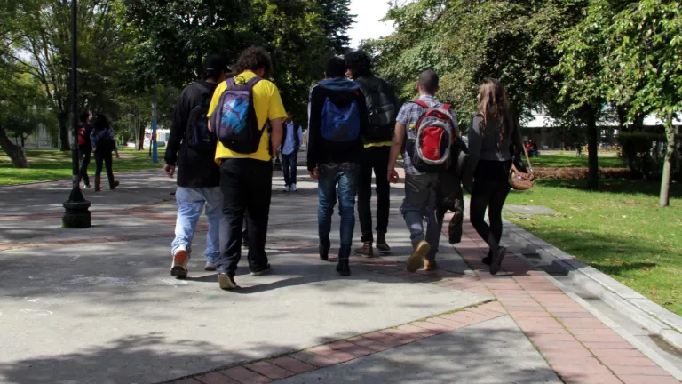 Así puedes acceder a la convocatoria de 'Jóvenes a la U' 