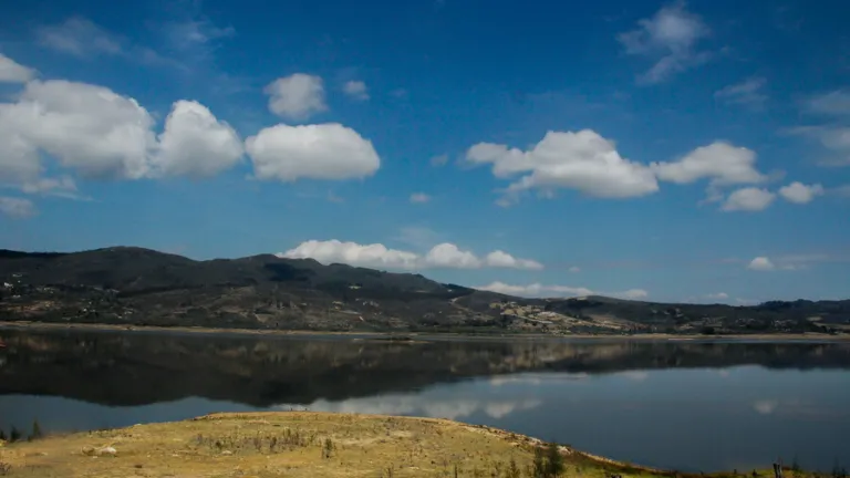Embalse Tominé en Cundinamarca