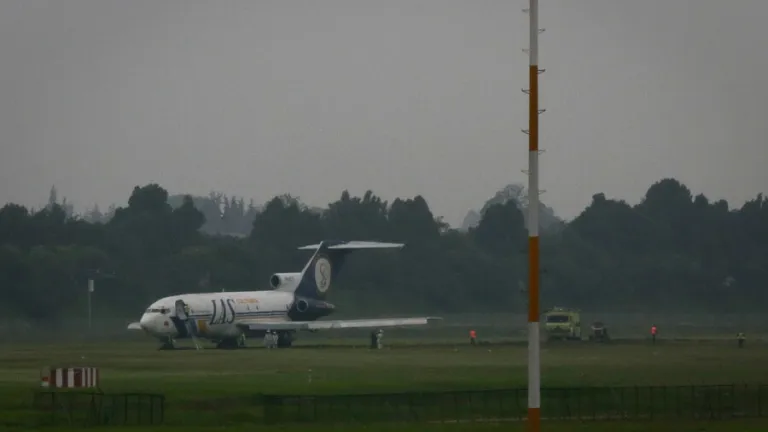 Demoras en Aeropuerto El Dorado por condiciones climáticas