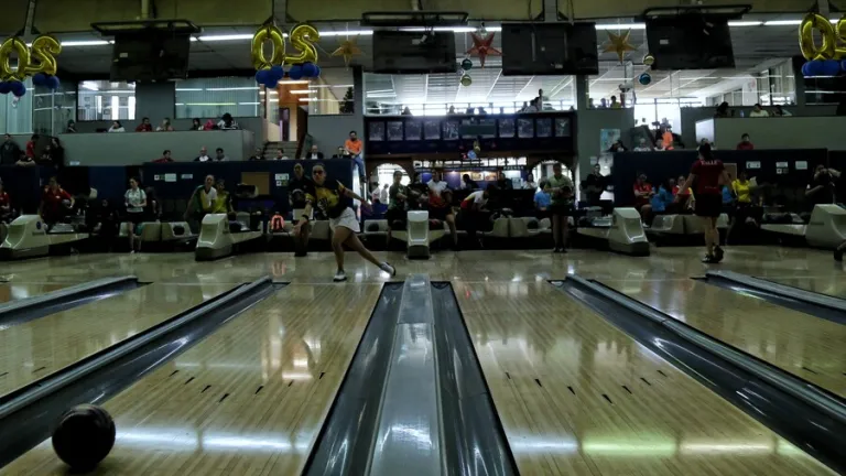 Bolos: historia, consejos para practicarlo y panorama en Colombia 